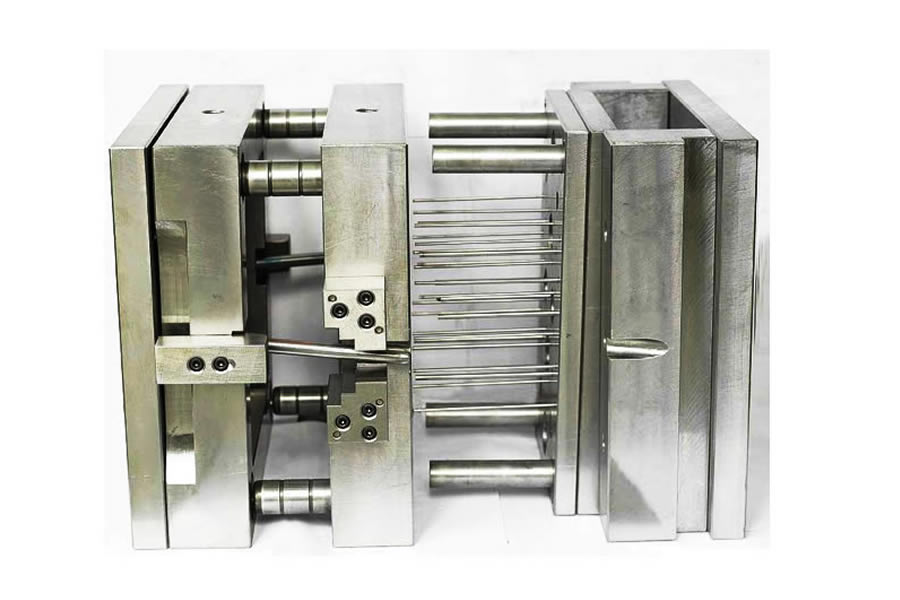 Medical device molds
