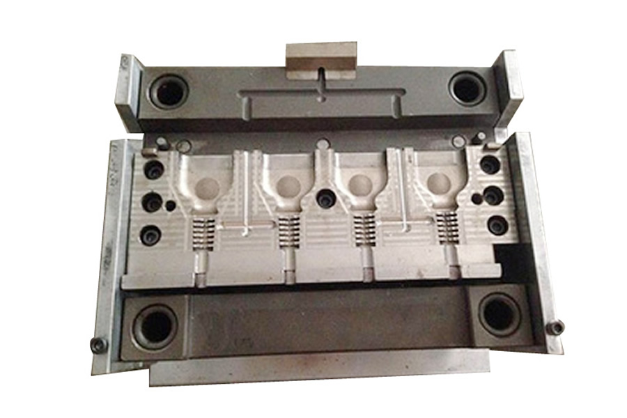 Medical device molds