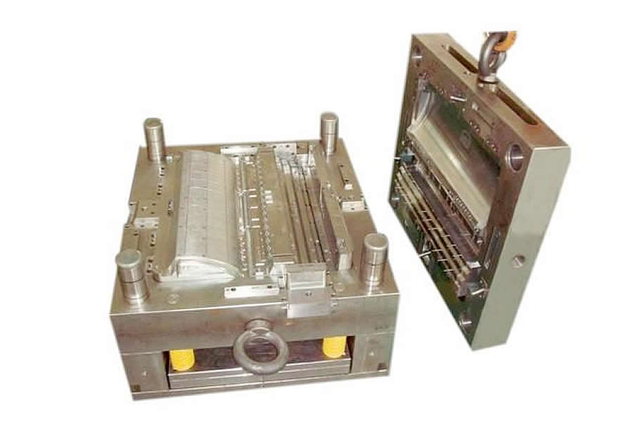 Medical device molds